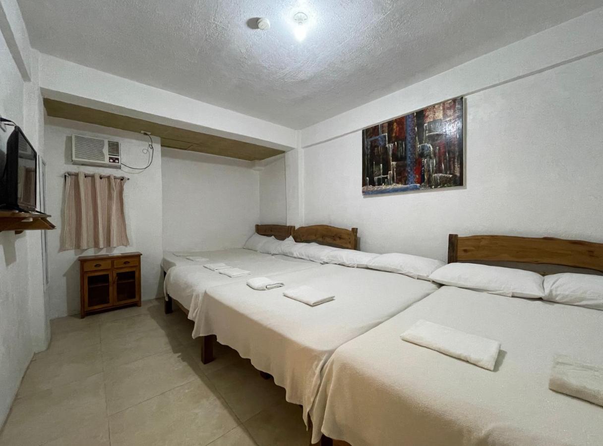 Akkaw Baler Hometel Phòng bức ảnh