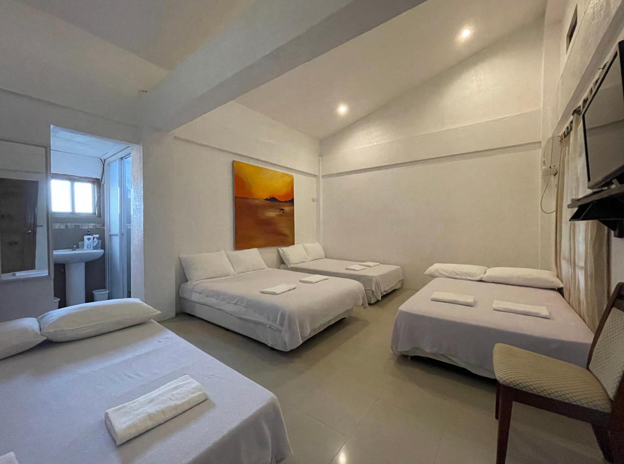 Akkaw Baler Hometel Phòng bức ảnh